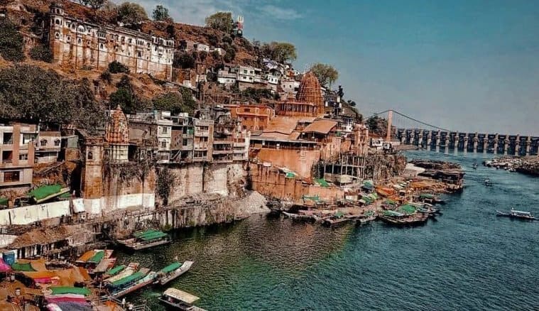 Indore to Omkareshwar Taxi for Temple Visit