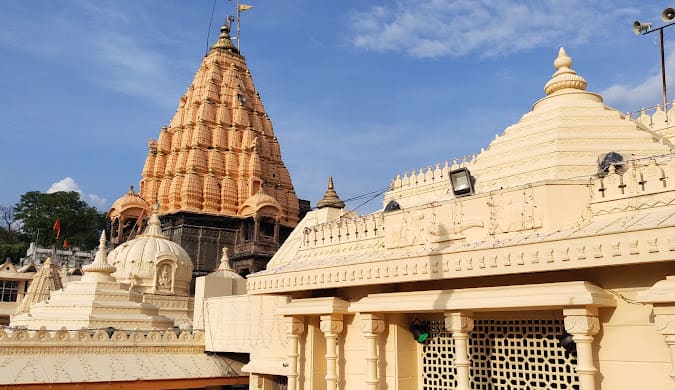 Affordable fares, verified drivers, and 24/7 booking support make us the preferred choice for intercity travel.